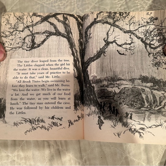 The littles go exploring - Picture 8 of 9